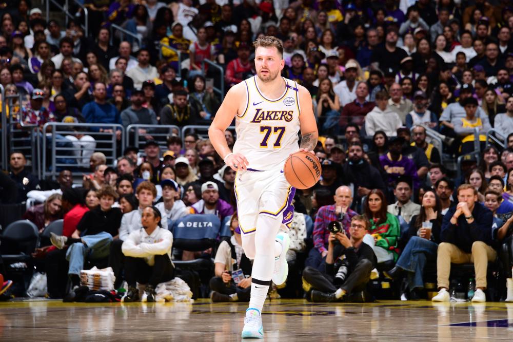 NBA最新排名：勇士重回西部第6，快船跌第8，杜兰特伤退太阳前景黯淡.